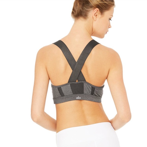 ALO Yoga • Stormy Grey Equalize Padded Sports Bra - Picture 3 of 8